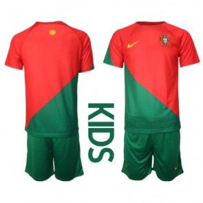 Portugal Replika Babytøj Hjemmebanesæt Børn VM 2022 Kortærmet (+ Korte bukser)